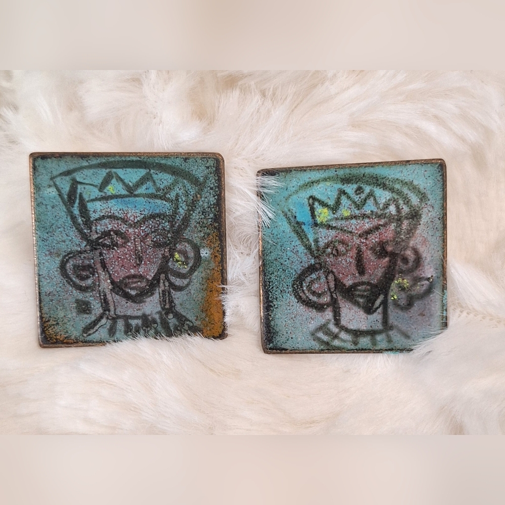 Glazed Egyptian King Artisian Style Copper Tone Vintage Clip On Earrings